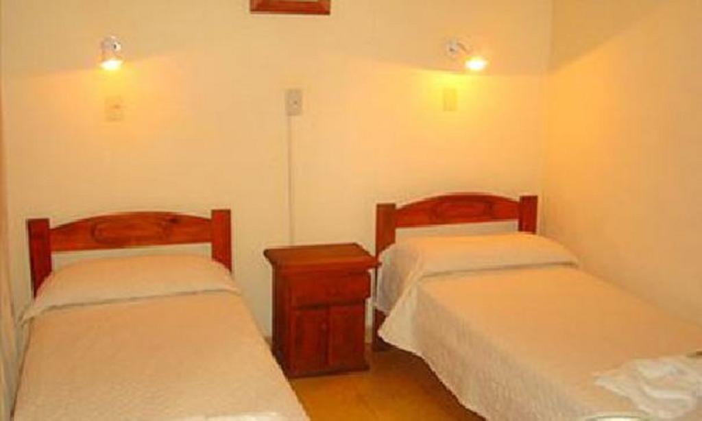 Nuevo Hotel Belgrano San Nicolás de los Arroyos Habitación foto